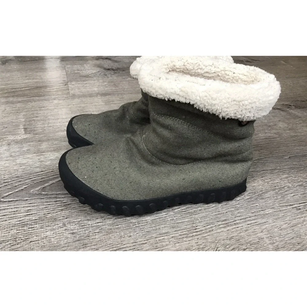 BOGS Women's B Moc II Slipper Dark Green Size 7 Winter Snow Boots
